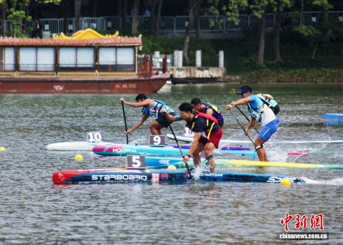 泰国选手包揽双冠 2025中国—东盟桨板赛南宁开赛