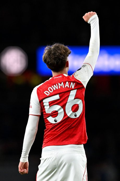 阿森纳青训新星小稻子闪耀赛场未来可期